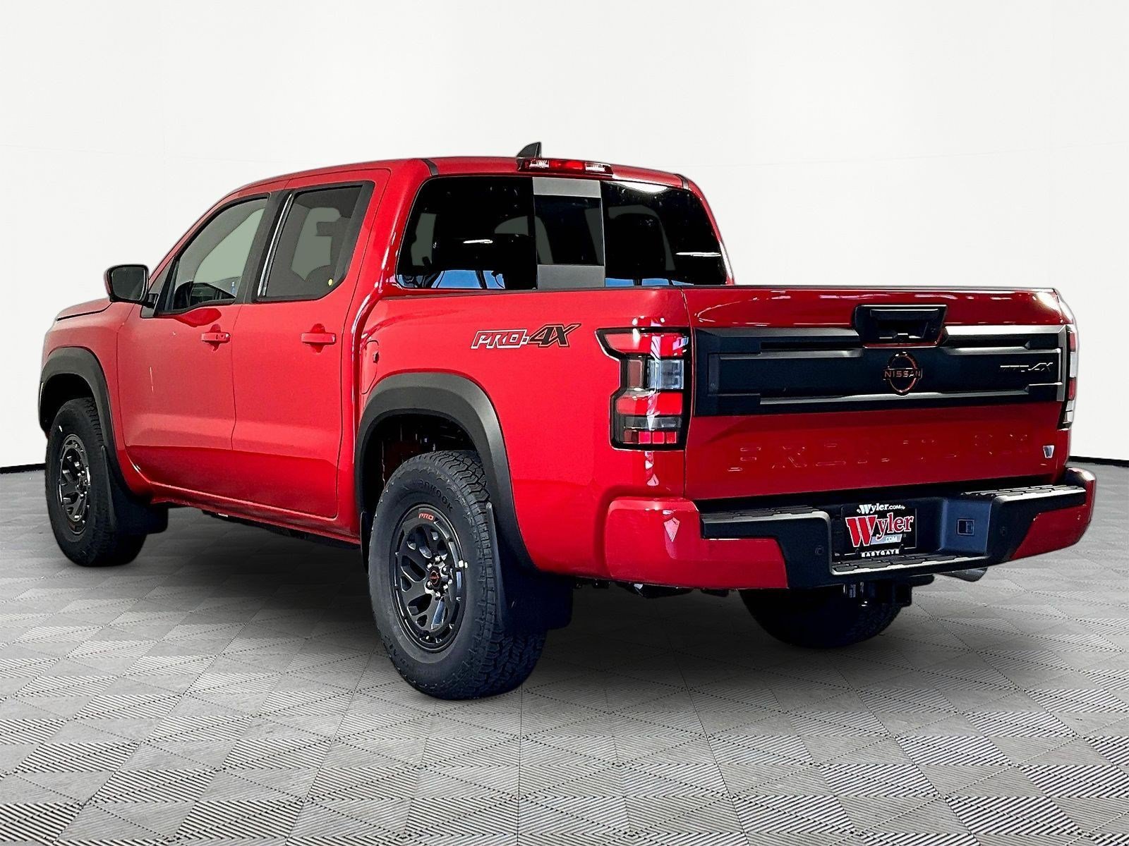 New 2026 Nissan Frontier PRO-4X w/ Pro Premium Package AWD/4WD image 4