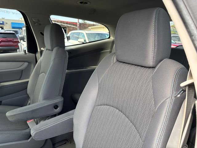 Used 2017 Chevrolet Traverse LT w/ Style and Technology Package image 20