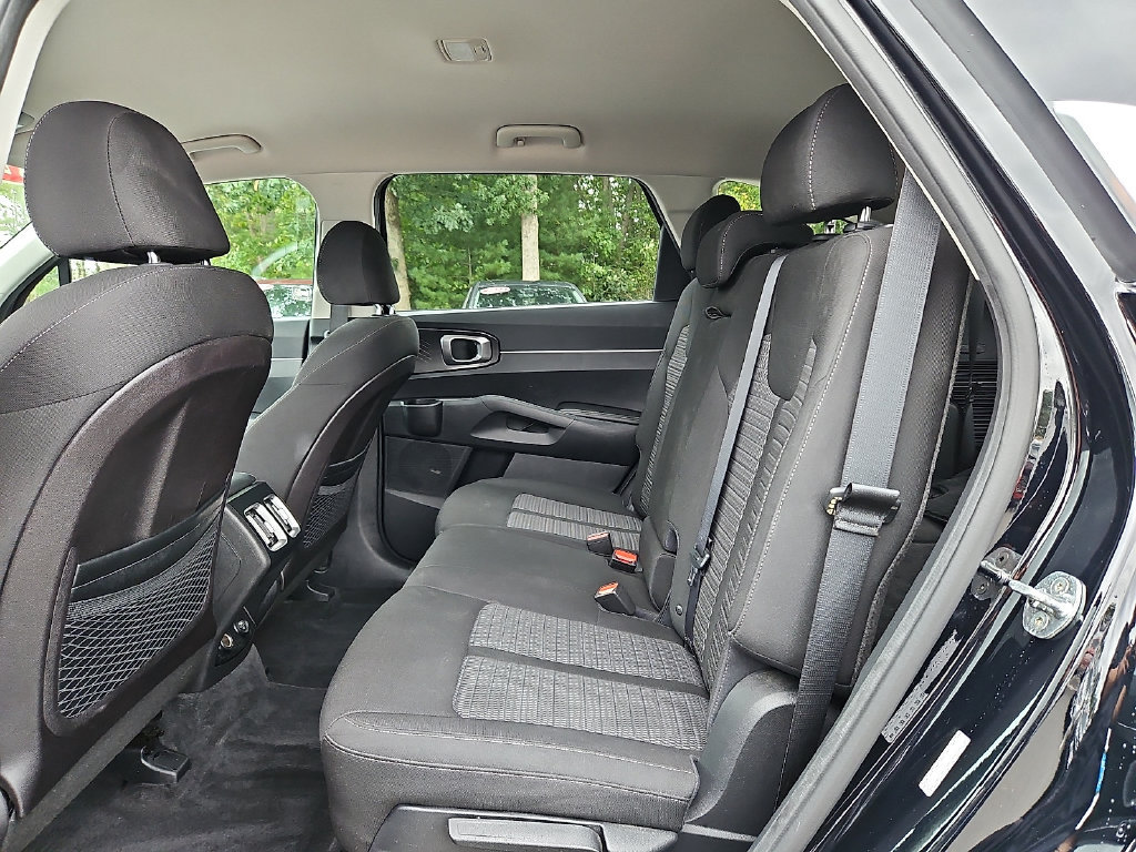 Used 2022 Kia Sorento LX AWD/4WD image 12