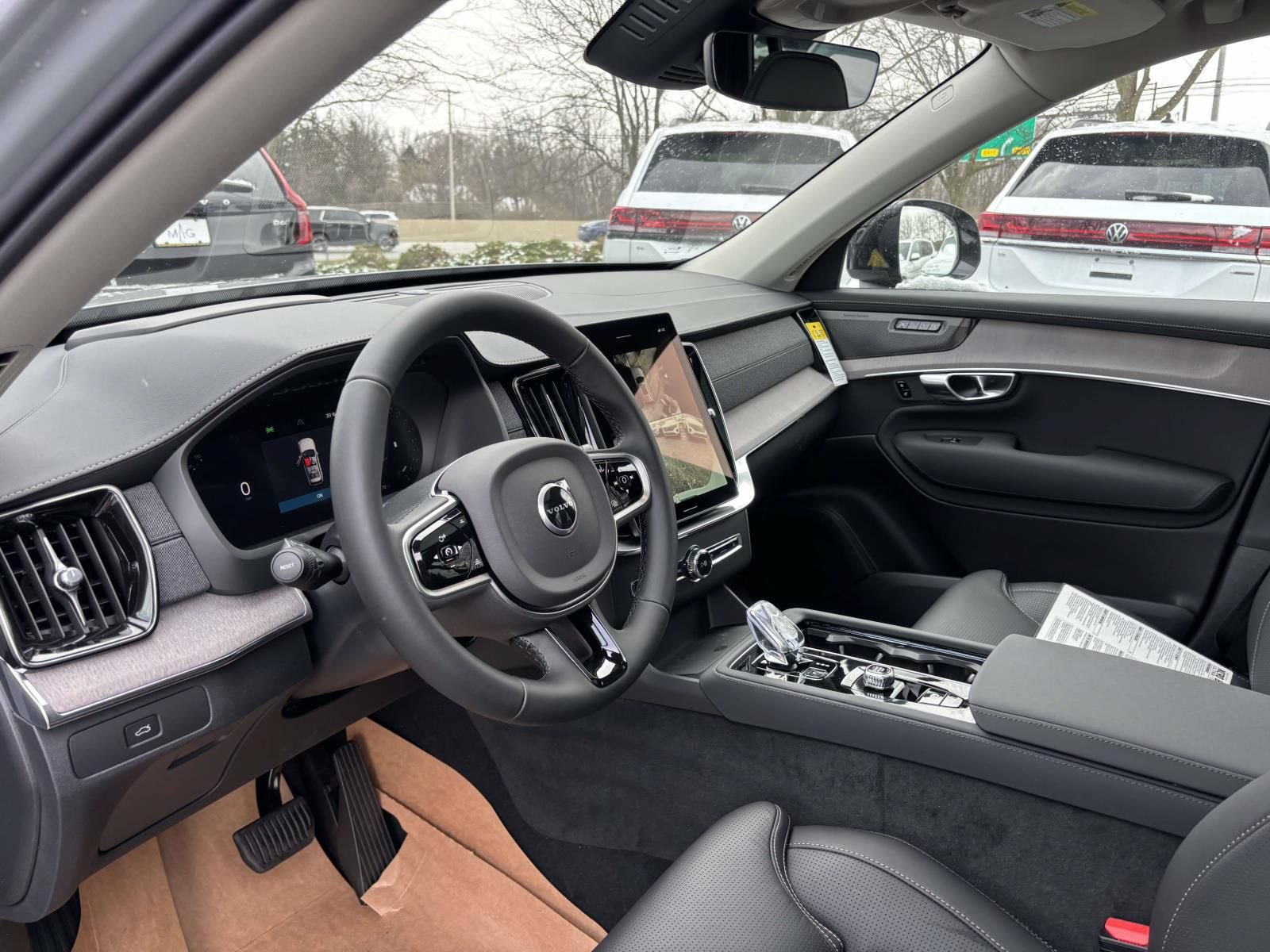 New 2026 Volvo XC90 B6 Ultra w/ Protection Package Premier AWD/4WD image 24