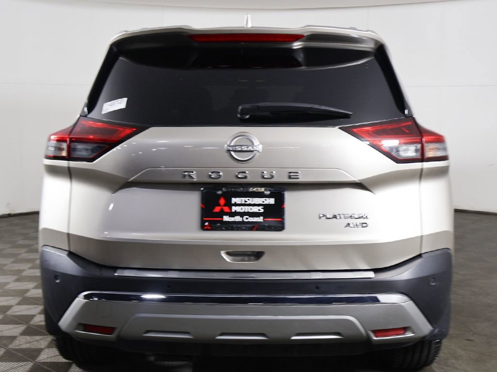 Used 2023 Nissan Rogue Platinum image 12