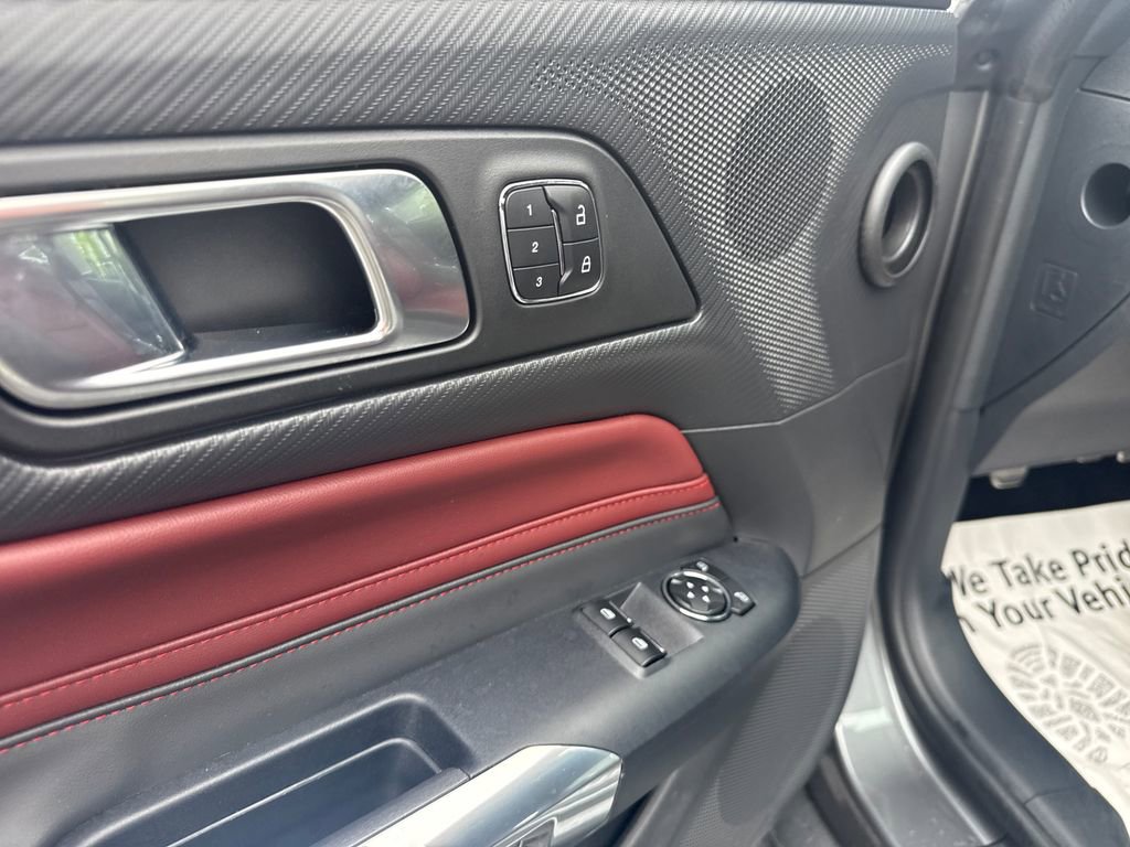 Used 2025 Ford Mustang GT Premium image 22