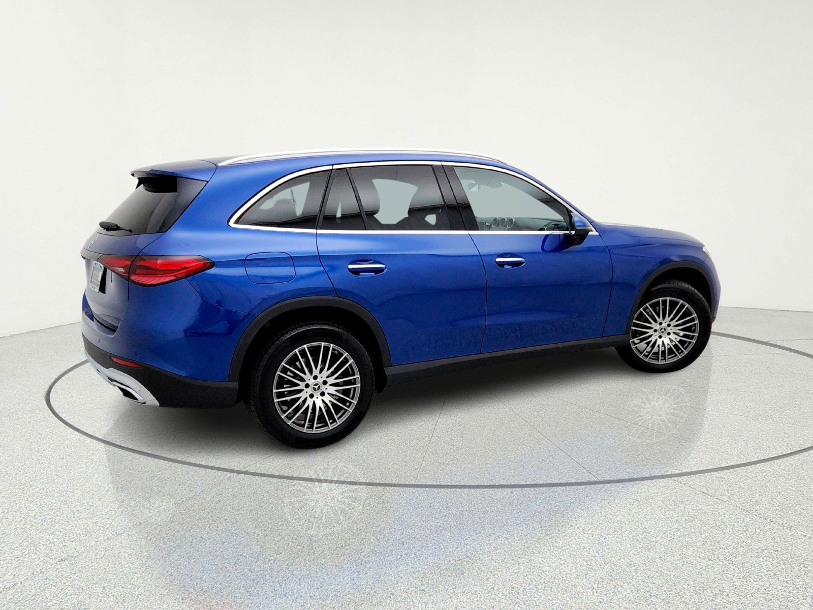 Certified 2026 Mercedes-Benz GLC 300 image 8