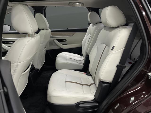 Used 2024 MAZDA CX-90 Plug-In Hybrid w/ Premium Plus image 28