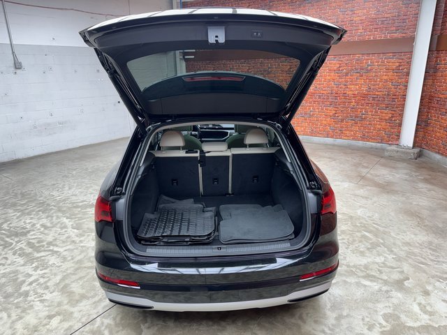 Used 2020 Audi Q3 2.0T Premium Plus w/ Premium Plus Package image 26