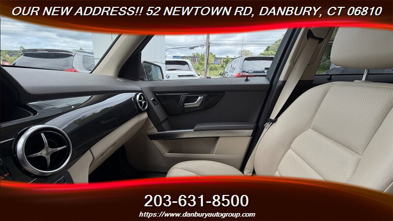 Used 2015 Mercedes-Benz GLK 350 4MATIC image 13