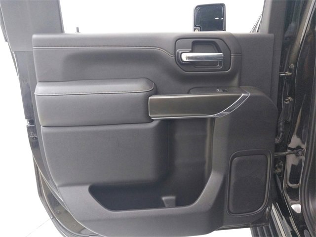 Used 2023 GMC Sierra 3500 AT4 w/ AT4 Premium Plus Package image 39