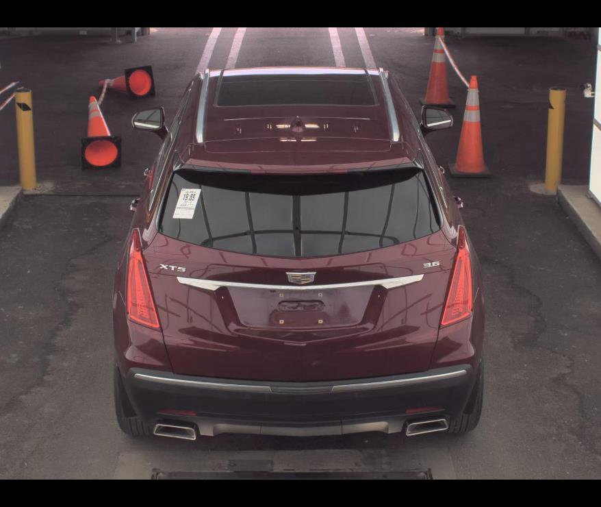 Used 2018 Cadillac XT5 Luxury w/ Driver Awareness Package FWD image 10