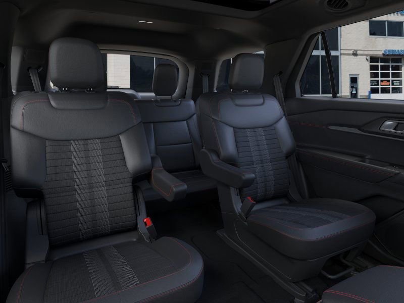 New 2026 Ford Explorer ST-Line w/ ST-Line Street Pack image 11