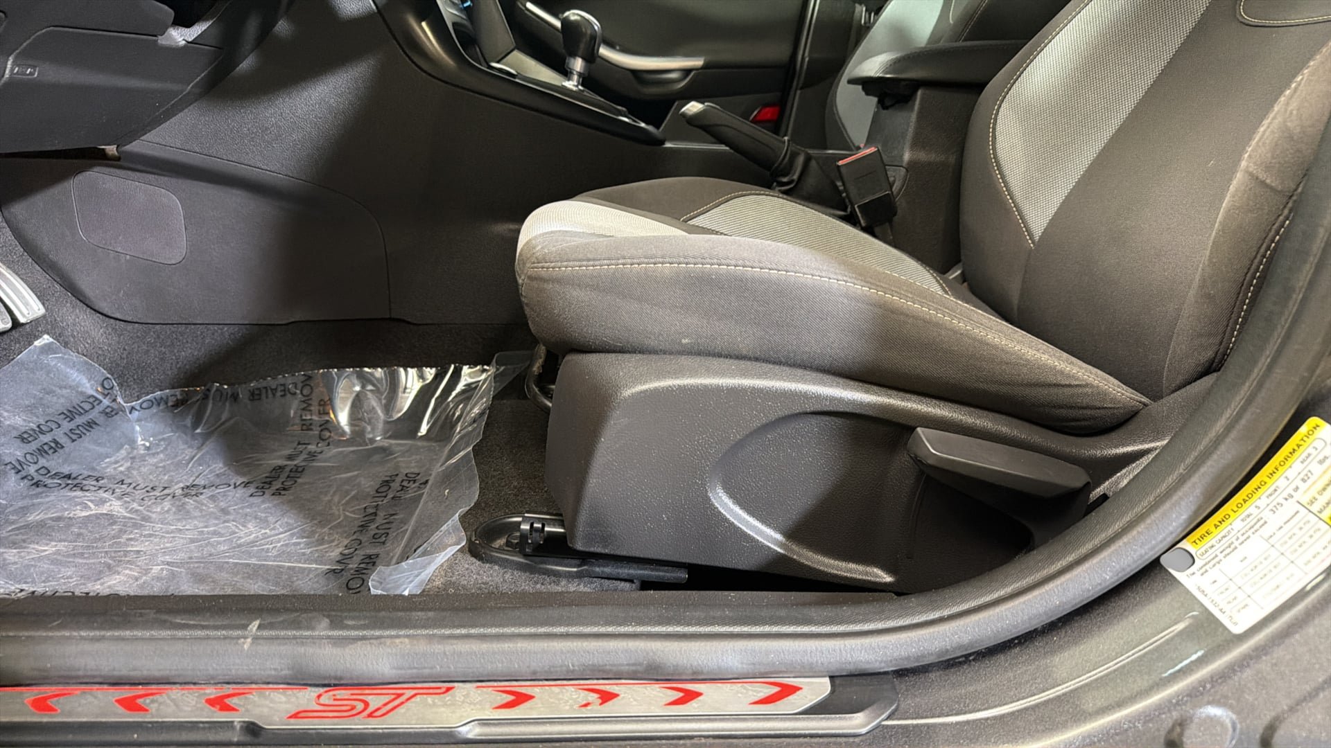 Used 2017 Ford Focus ST FWD image 20