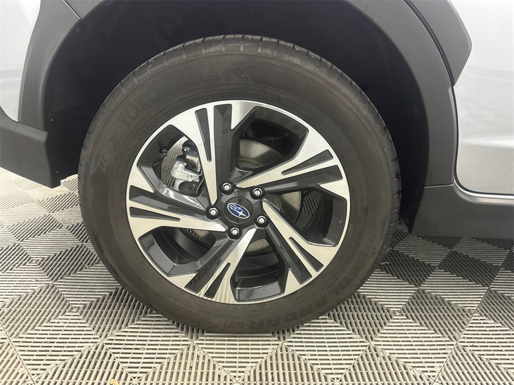 Used 2024 Subaru Crosstrek 2.0i Premium image 18