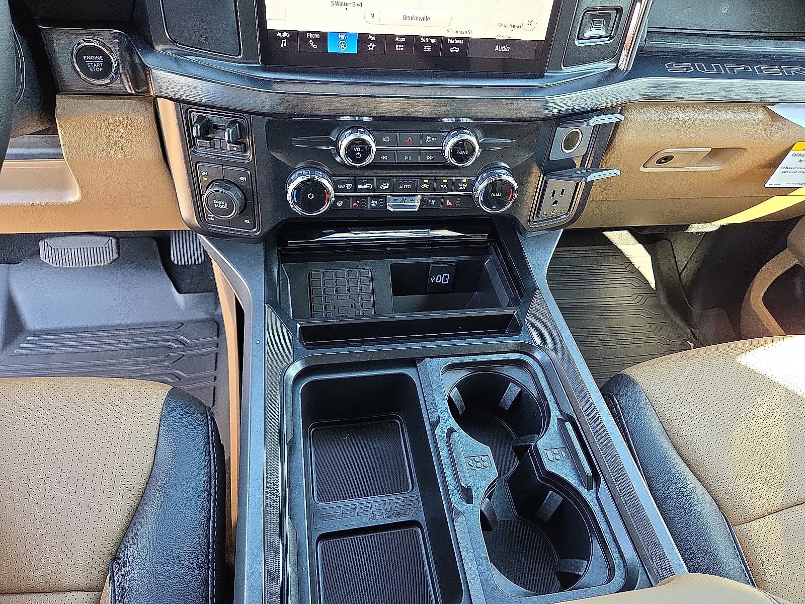 New 2026 Ford F250 Lariat image 25