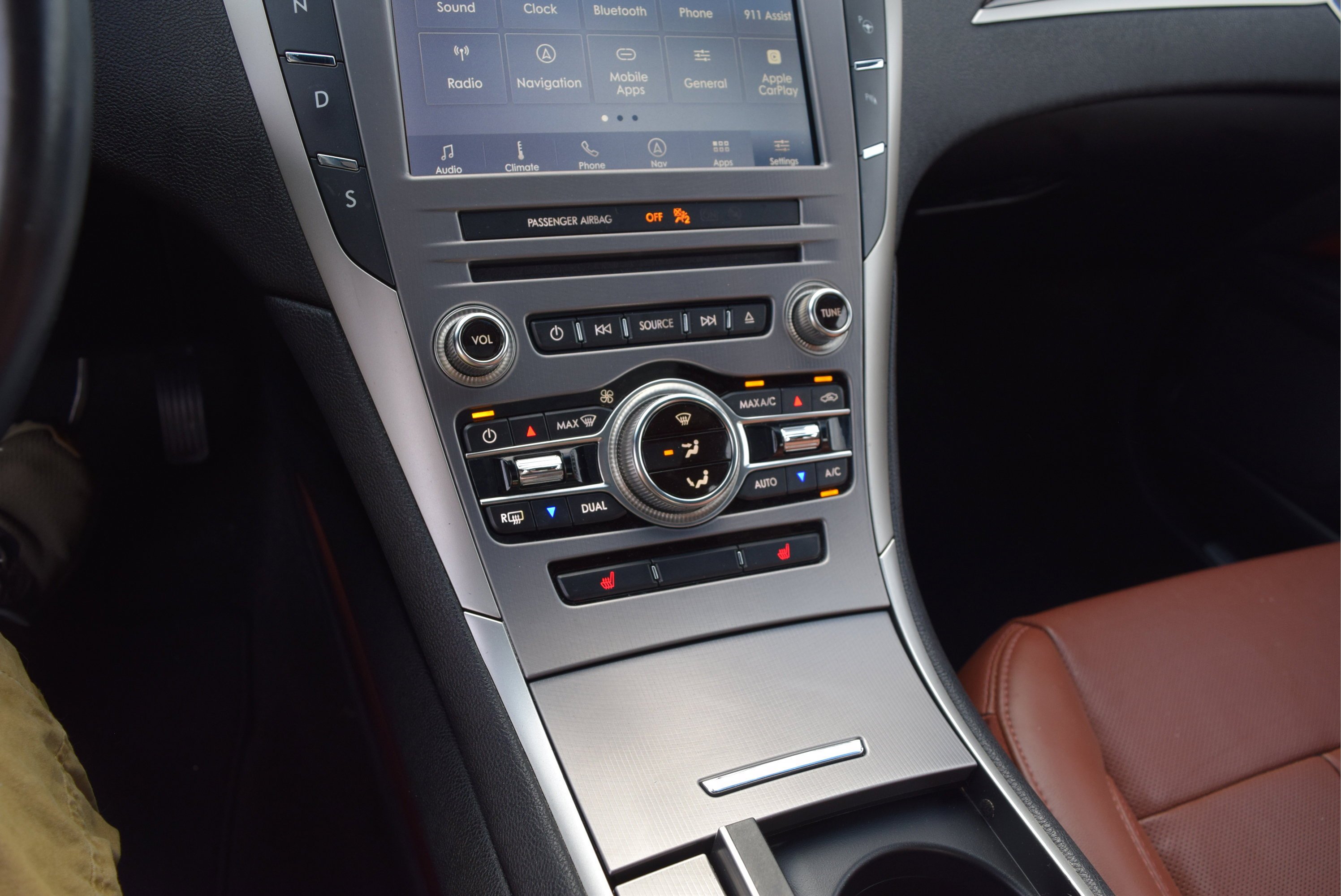 Used 2020 Lincoln MKZ Reserve AWD/4WD image 15