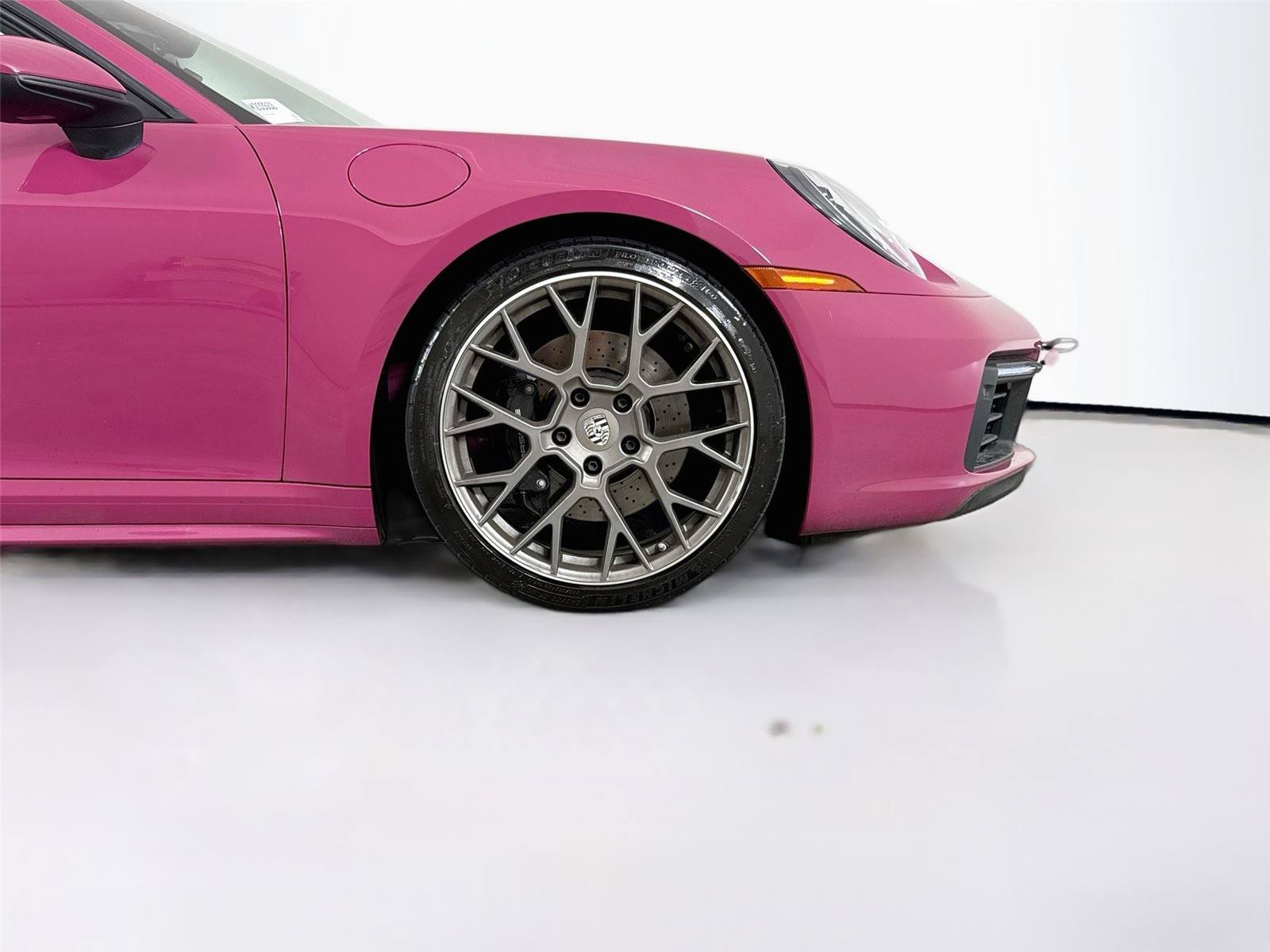 Used 2023 Porsche 911 Targa 4S w/ Premium Package AWD/4WD image 17