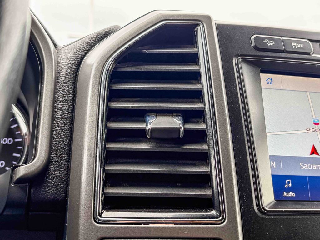Used 2021 Ford Expedition Max XLT image 30