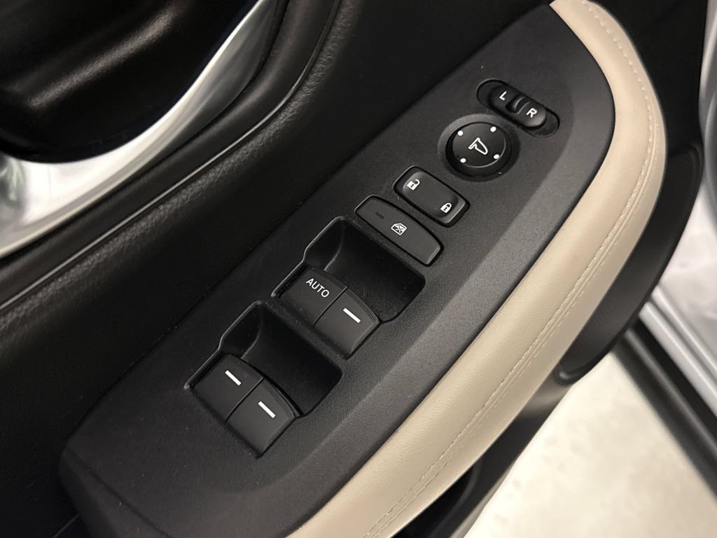 Certified 2024 Honda HR-V LX image 20
