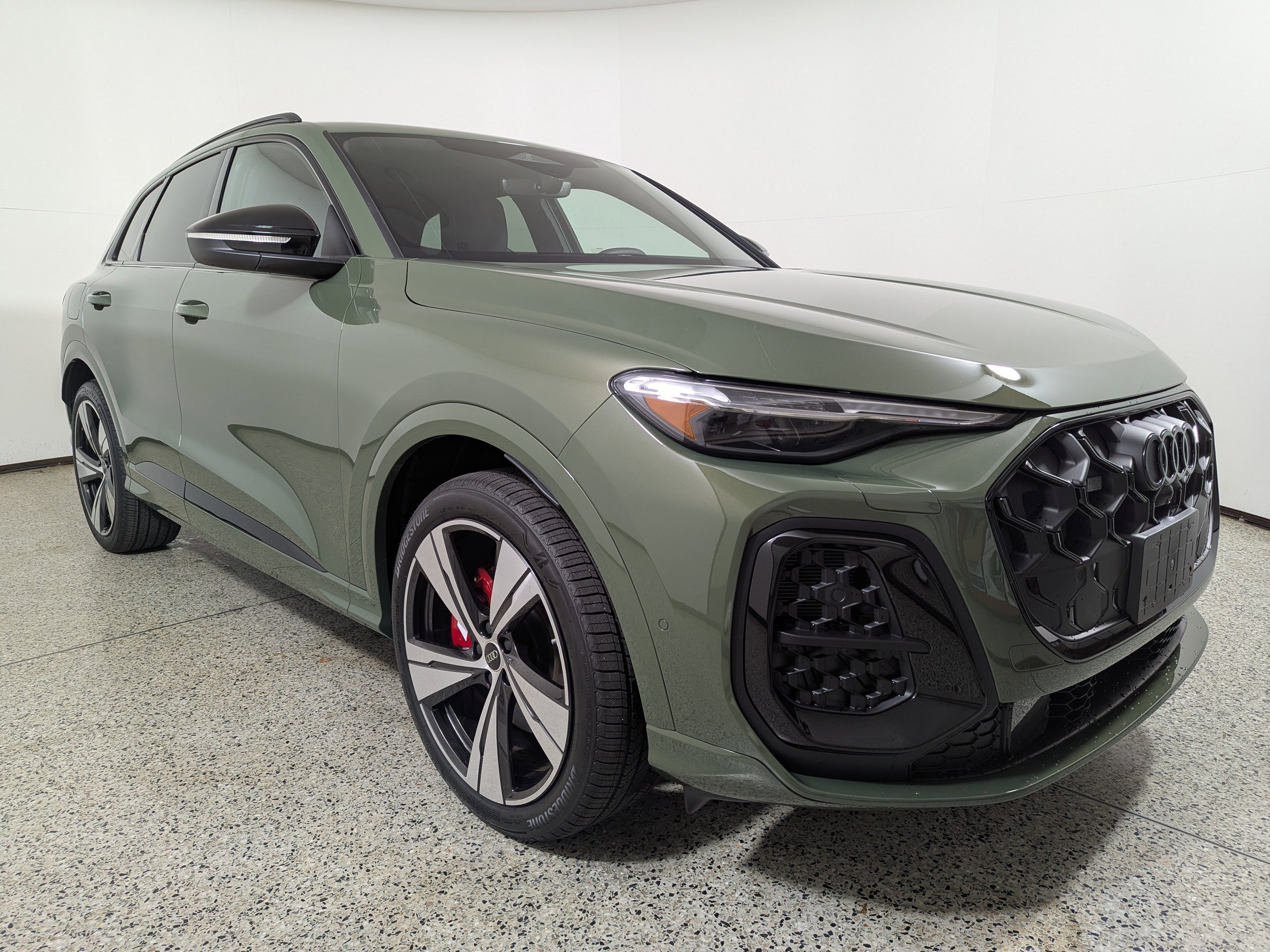 New 2025 Audi SQ5 Premium Plus image 1