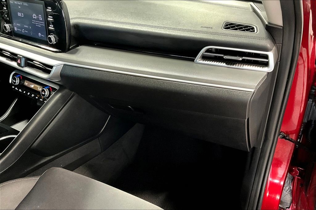 Used 2023 Kia K5 LXS image 19