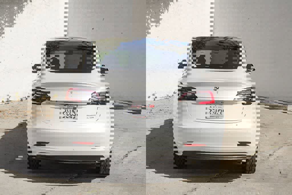 Used 2021 Tesla Model 3 Long Range image 8