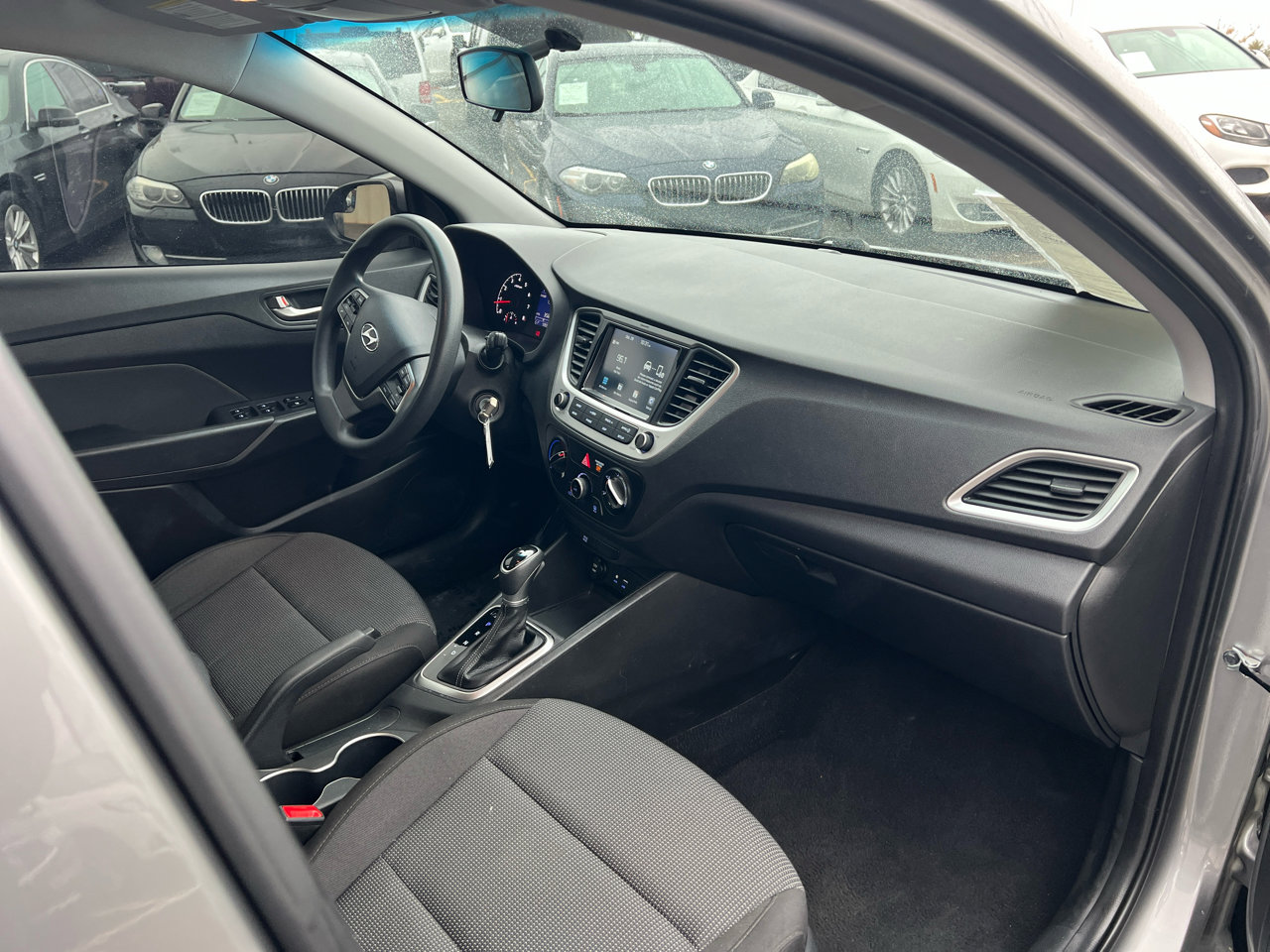 Used 2022 Hyundai Accent SEL image 34