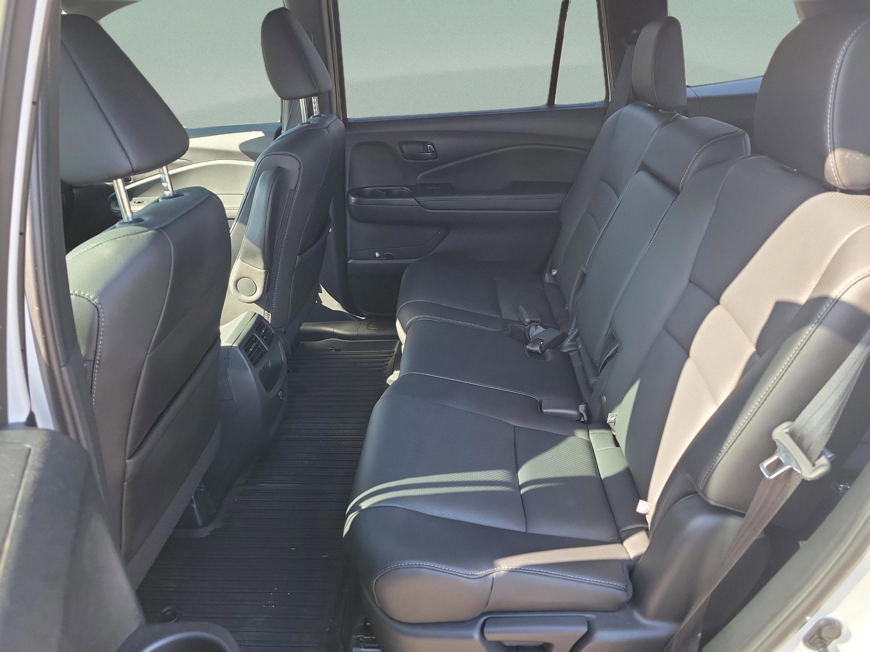 Certified 2023 Honda Passport EX-L image 14