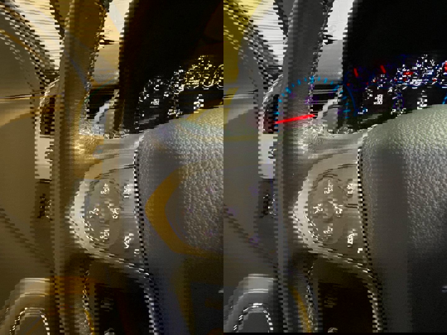 Used 2017 Chevrolet Suburban Premier image 33