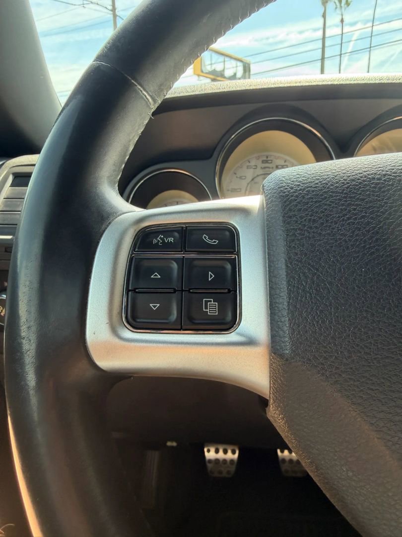 Used 2013 Dodge Challenger R/T Plus image 19