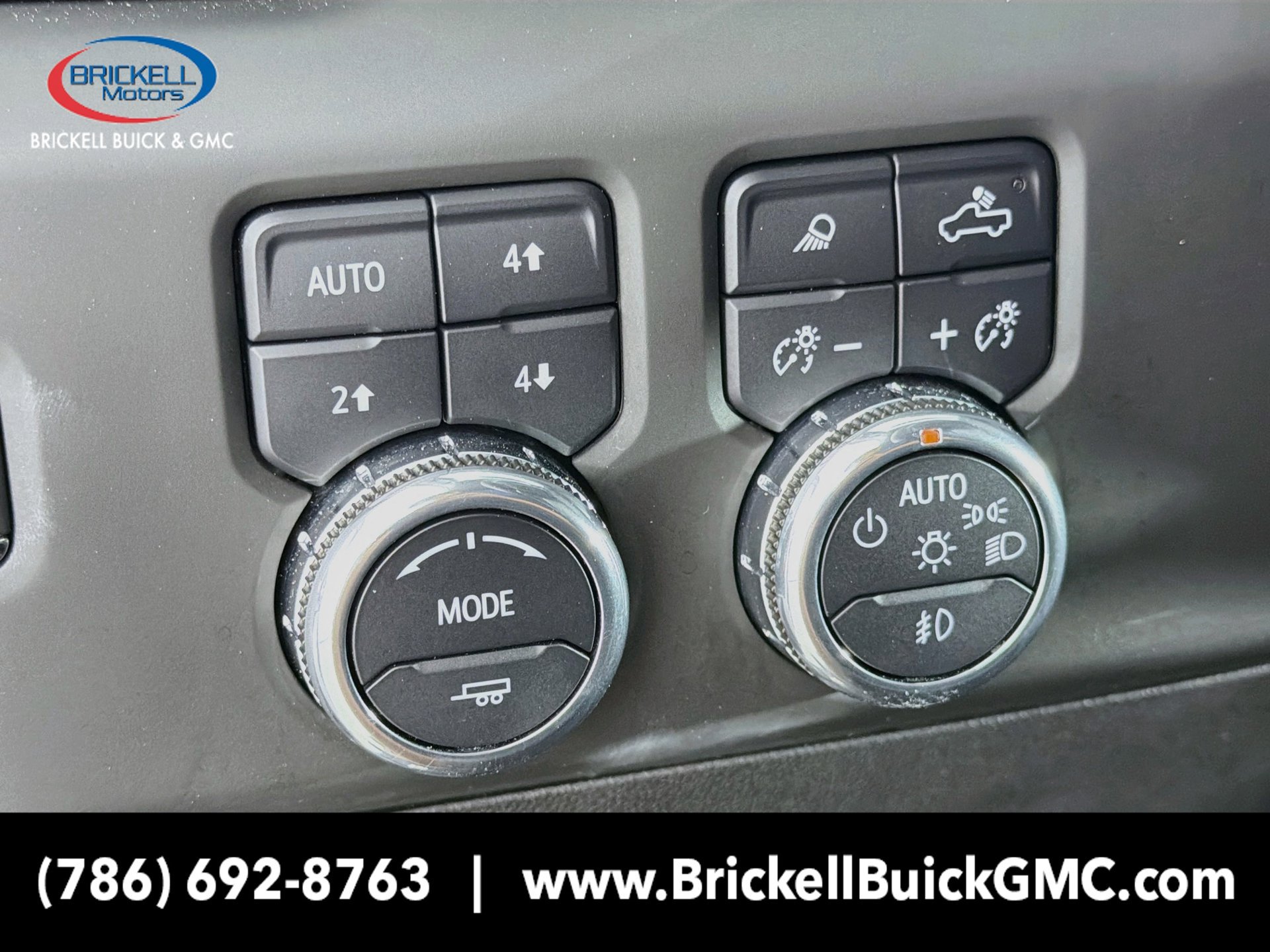 Used 2025 GMC Sierra 2500 Denali w/ Denali Reserve Package AWD/4WD image 35