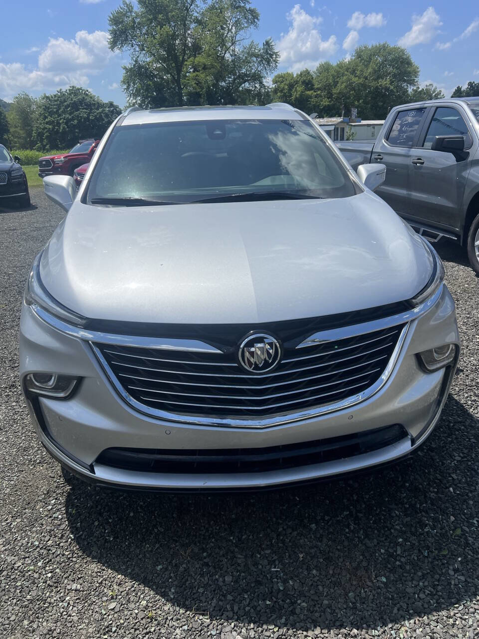 Used 2022 Buick Enclave Essence w/ Experience Buick Package image 2