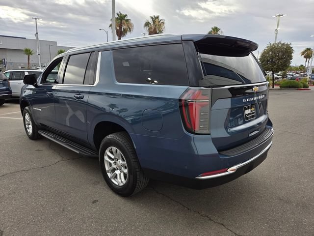 Certified 2025 Chevrolet Suburban LS RWD image 4