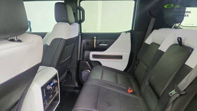 Used 2025 GMC Hummer EV 2X w/ LPO, Sport Package AWD/4WD image 28