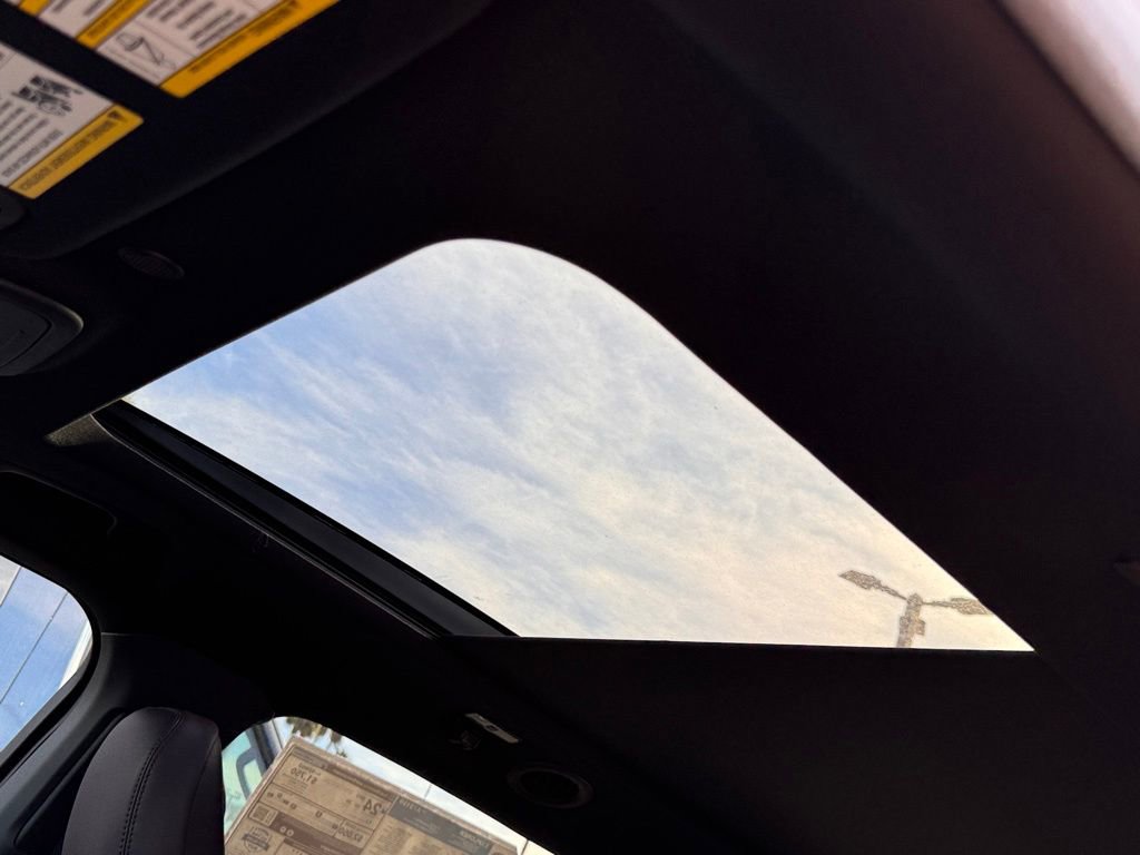 New 2026 Ford Explorer Platinum image 21