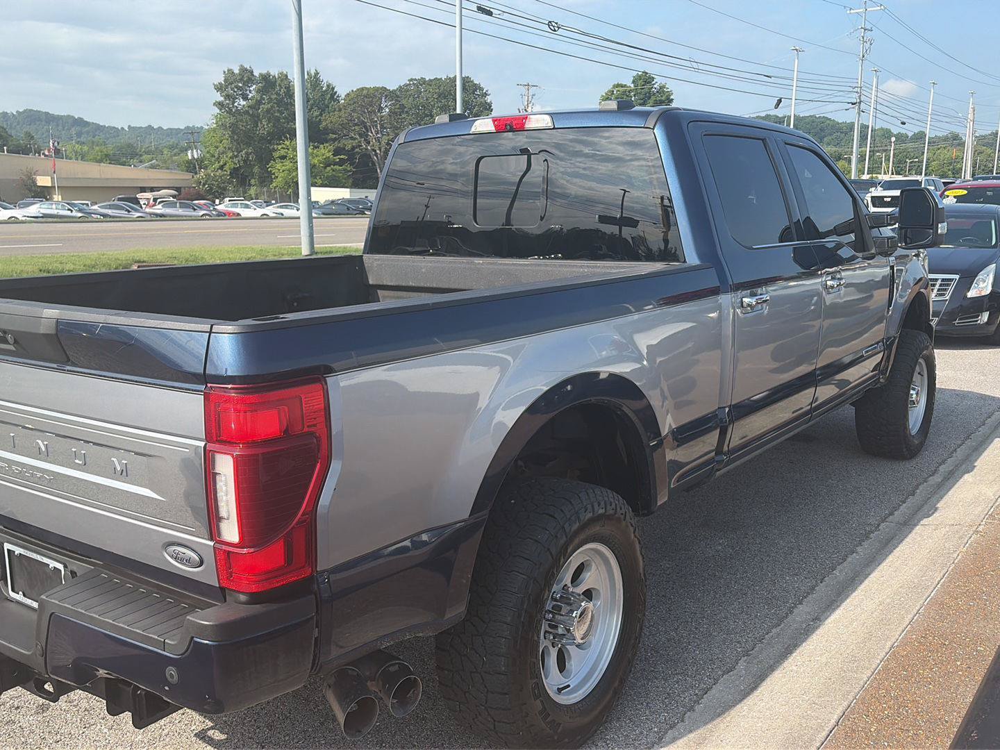 Used 2020 Ford F350 Platinum AWD/4WD image 4