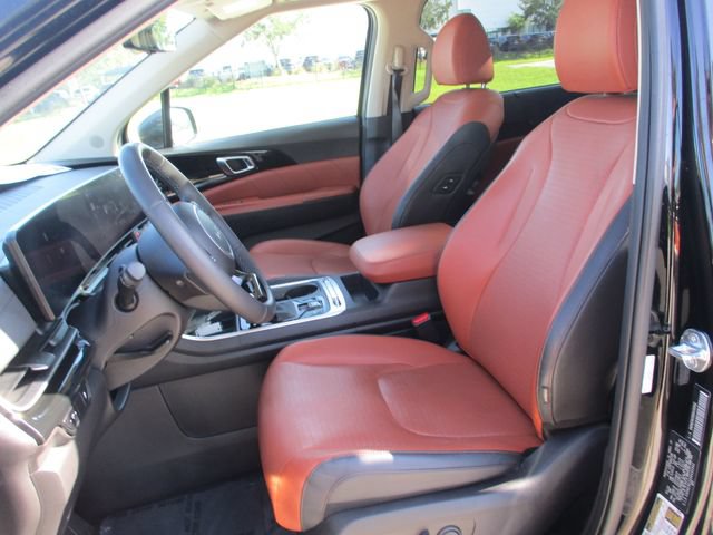 Used 2025 Kia Carnival SX Prestige FWD image 13