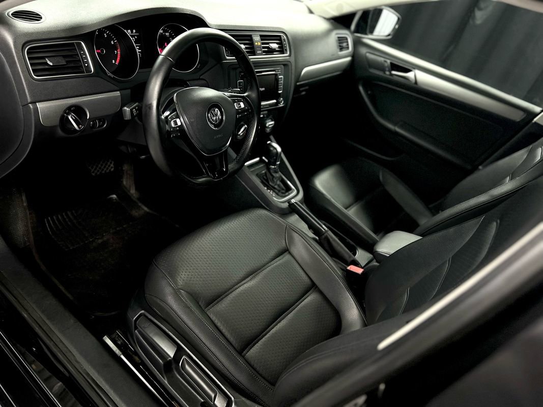 Used 2015 Volkswagen Jetta SE image 17