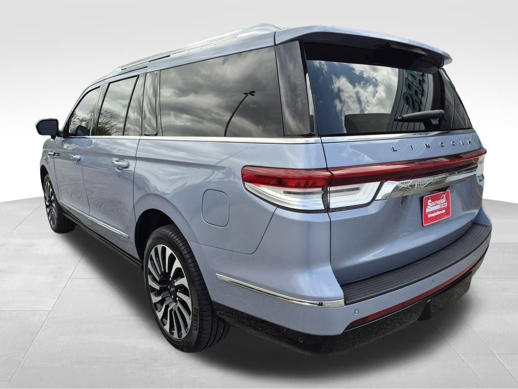 Used 2024 Lincoln Navigator L Black Label image 4