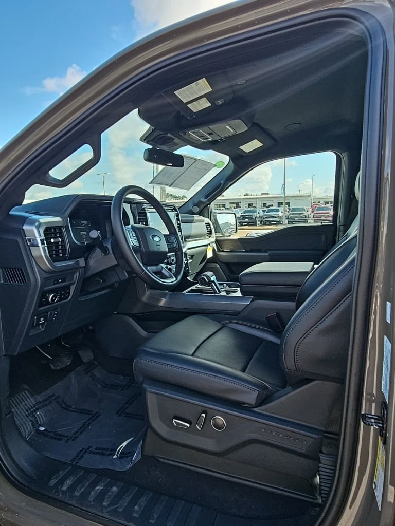 Used 2025 Ford F150 Lariat w/ Equipment Group 502A High AWD/4WD image 13