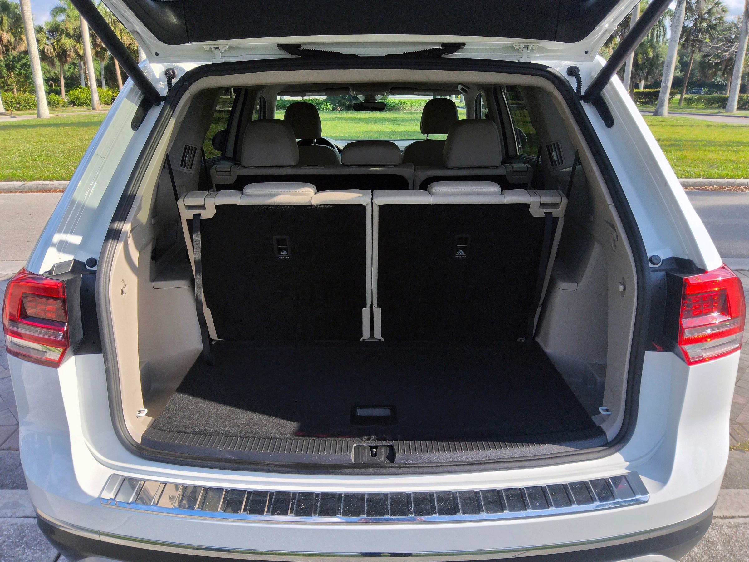 Used 2019 Volkswagen Atlas SEL Premium AWD/4WD image 55