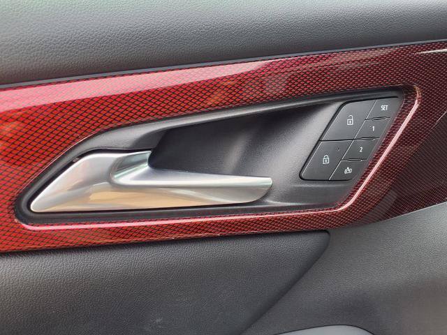 New 2026 Chevrolet Traverse RS AWD/4WD image 21