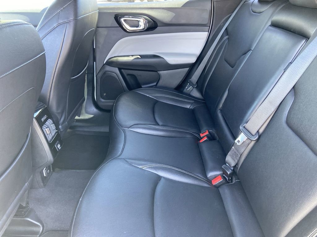 Used 2025 Jeep Compass Limited AWD/4WD image 20