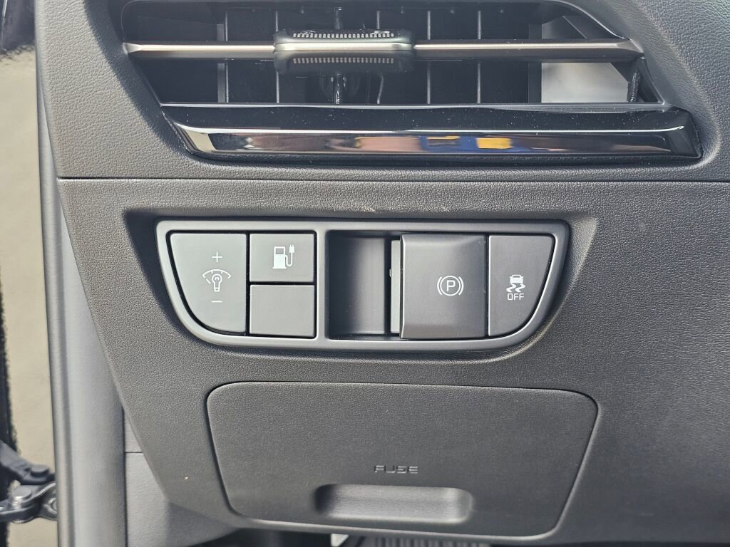 New 2025 Kia EV6 Light w/ Light LR Technology Package image 32