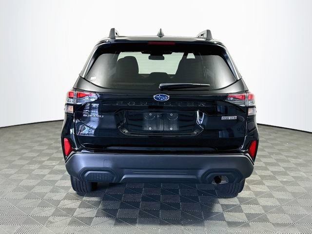 Used 2025 Subaru Forester Premium AWD/4WD image 7