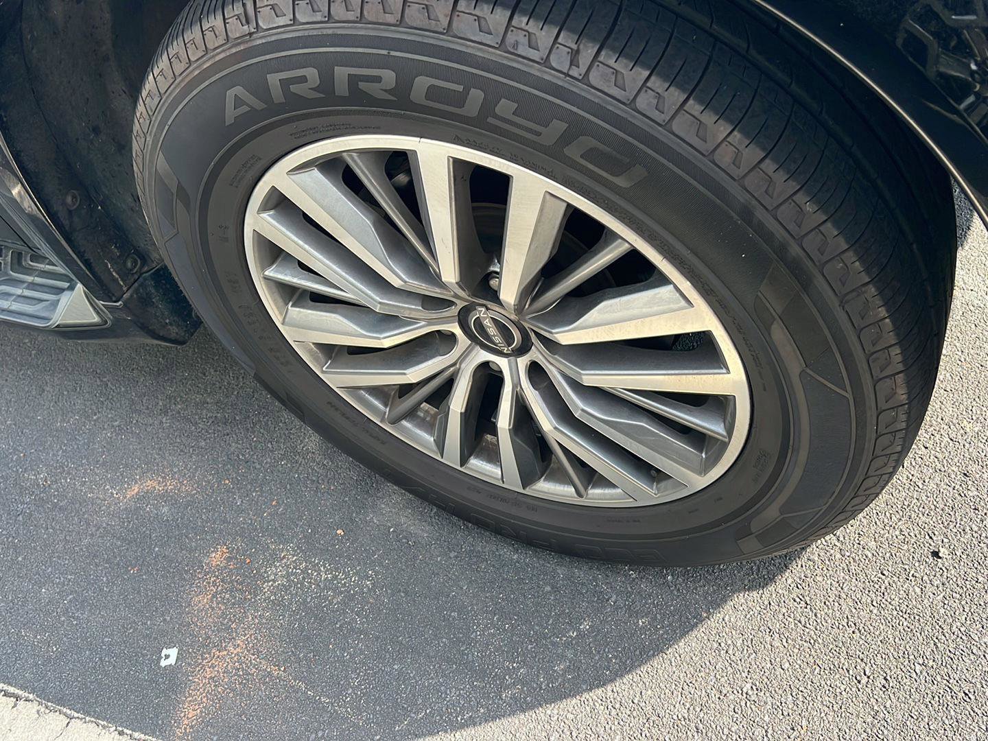 Used 2021 Nissan Armada SL image 7