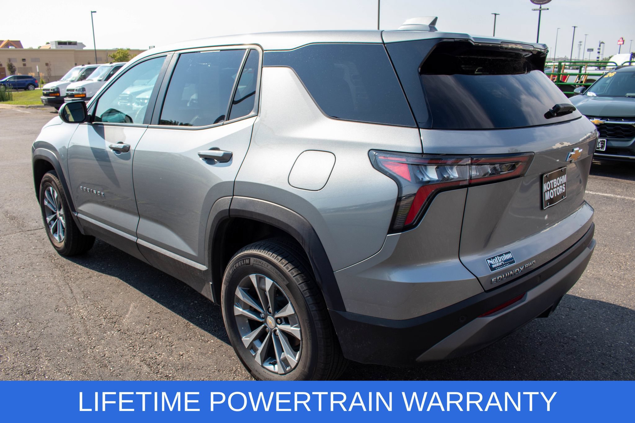 Used 2026 Chevrolet Equinox LT w/ Convenience Package II AWD/4WD image 9