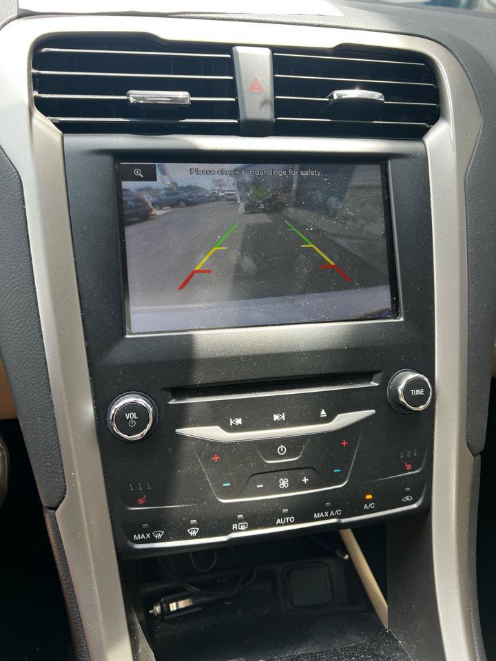 Used 2013 Ford Fusion SE FWD image 20