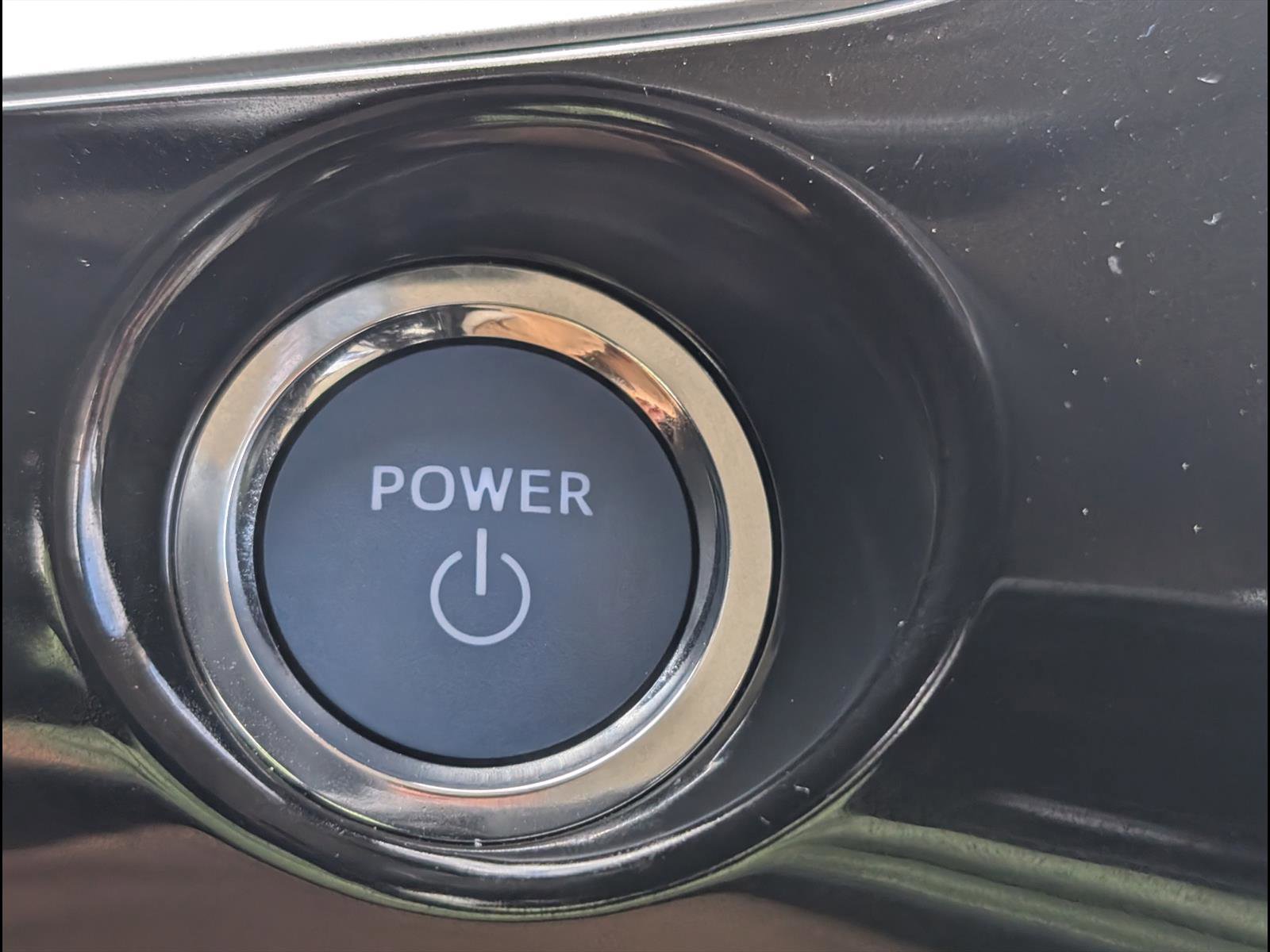 Used 2022 Toyota Prius Limited image 11