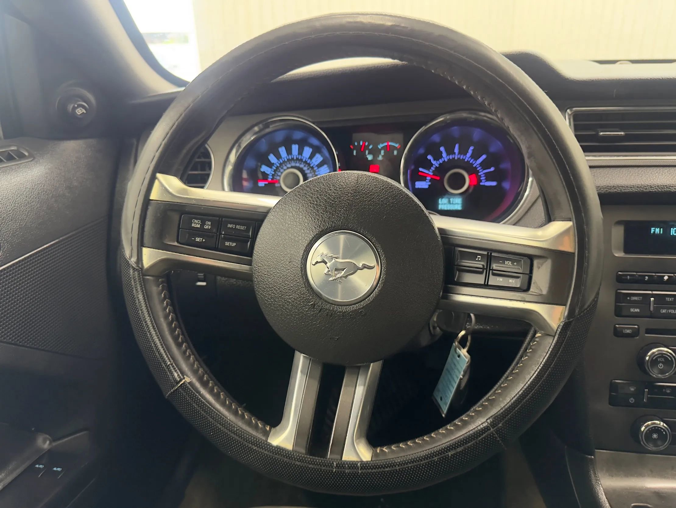 Used 2013 Ford Mustang Coupe image 17