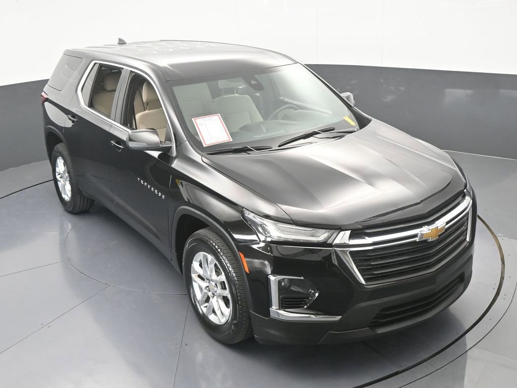 Used 2023 Chevrolet Traverse LS image 52