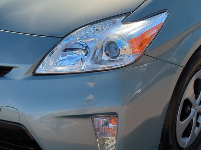 Used 2015 Toyota Prius Four FWD image 10