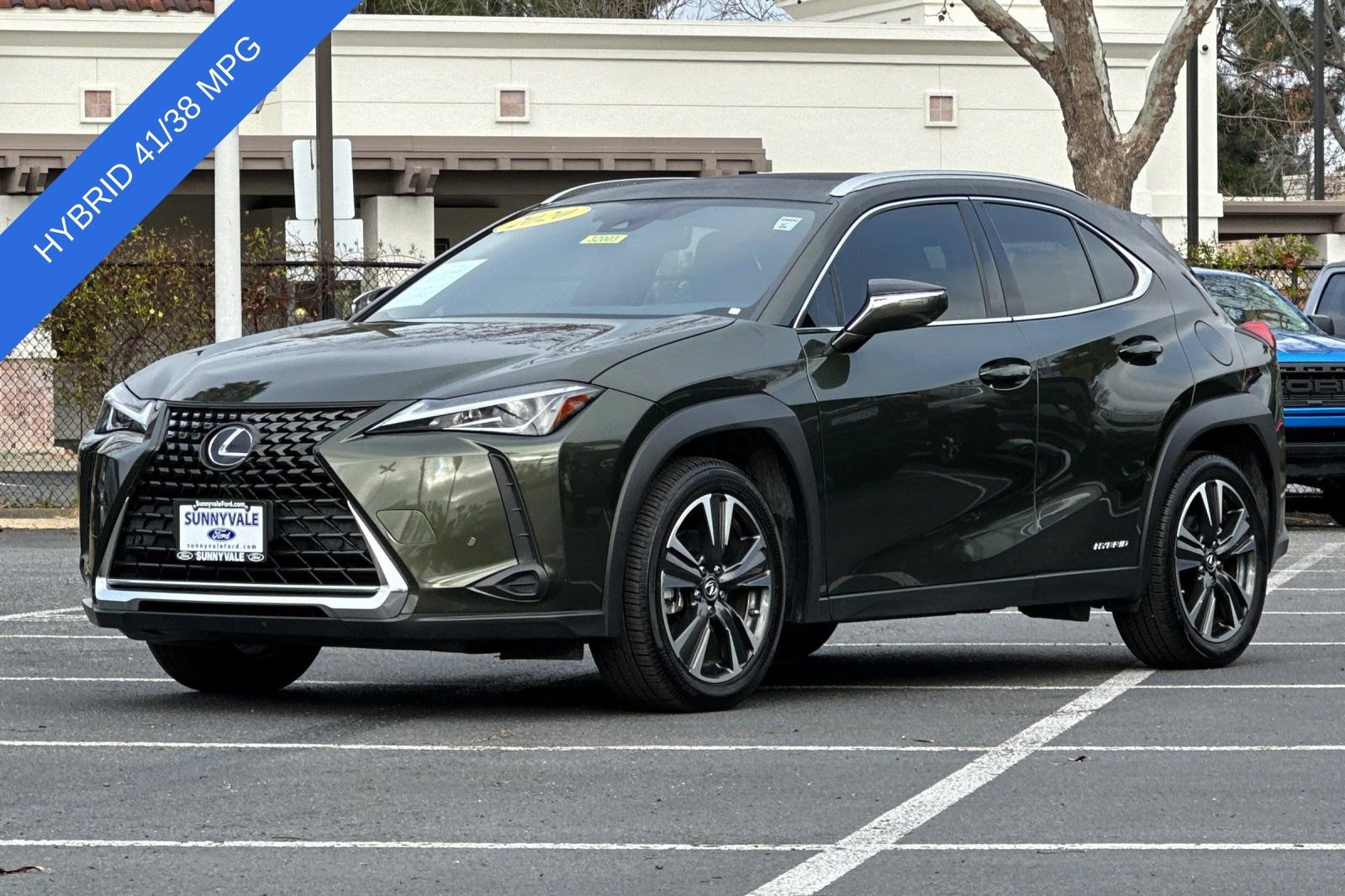 Used 2020 Lexus UX 250h w/ Premium Package image 8